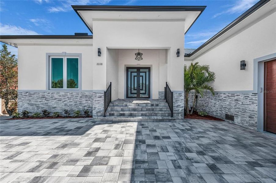 Exterior details and patio area of a home in , Punta Gorda (Image 26).