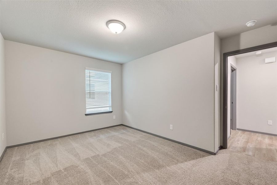 Spacious, unfurnished interior of a new home in Rollingbrook Estates, Baytown (Image 29). Spacious, unfurnished interior of a new home in Rollingbrook Estates, Baytown (Image 29).