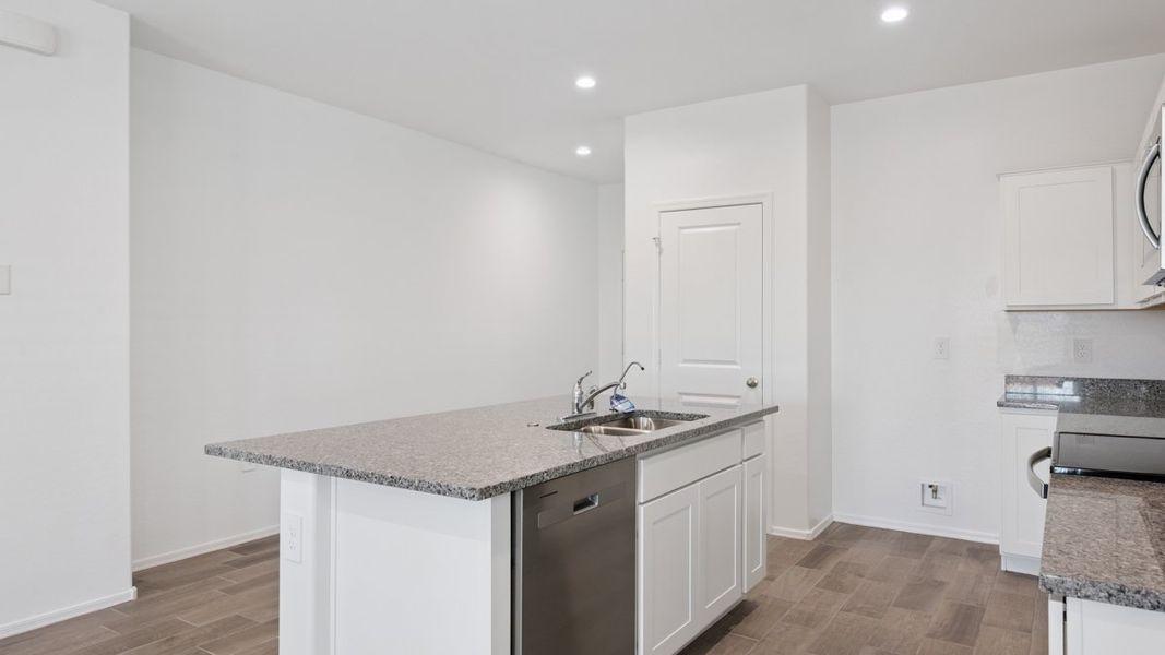 Furnished interior view inside a new home in Magma Ranch Vistas, Florence (Image 8).