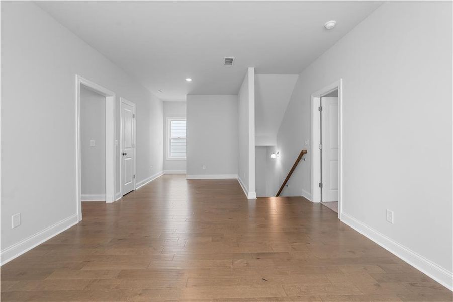 Spacious, unfurnished interior of a new home in Palisades Single Family, Cumming (Image 18).