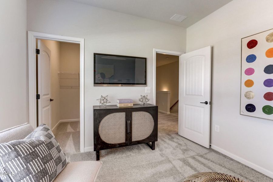 Previously Furnished Model Home Previously Furnished Model Home