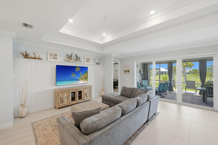 15-web-or-mls-12261-sw-sand-dollar-way