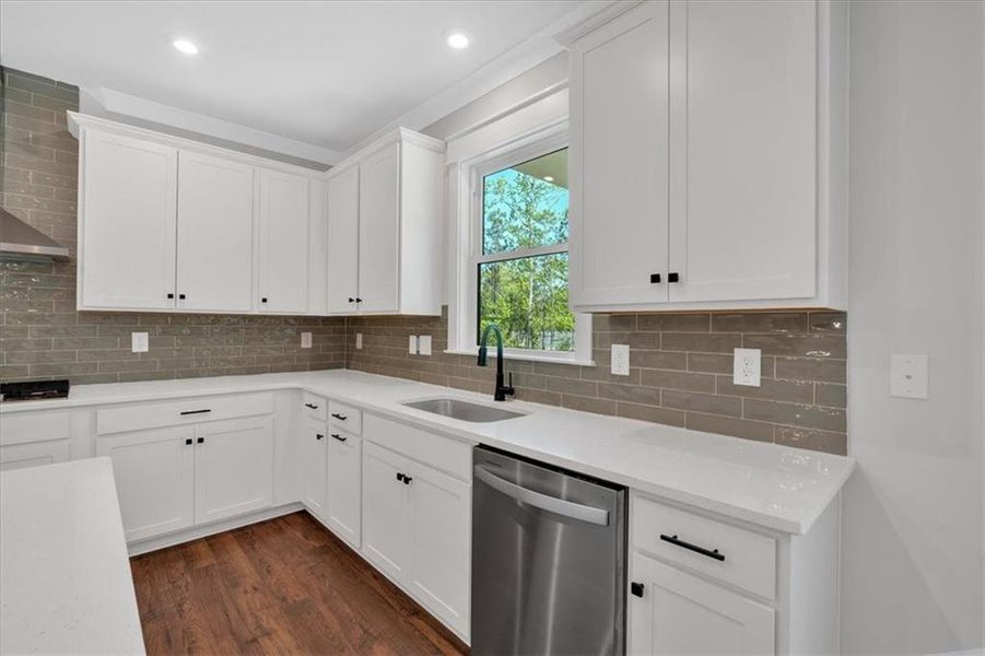 Furnished interior view inside a new home in Springside Reserve, Powder Springs (Image 12). Furnished interior view inside a new home in Springside Reserve, Powder Springs (Image 12).