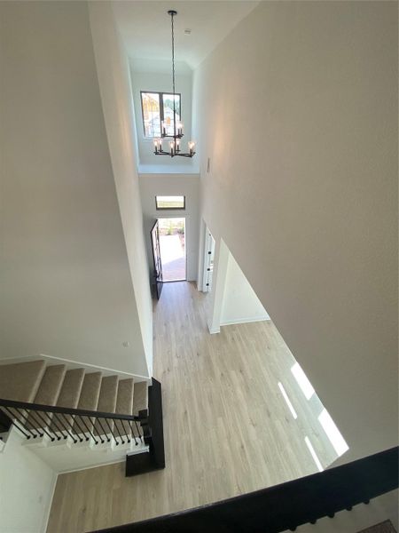 From 2nd floor landing to entryway