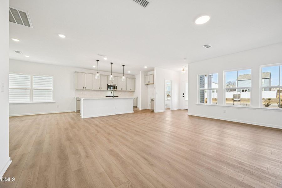 10-web-or-mls-Quarry Rd-S0503-010