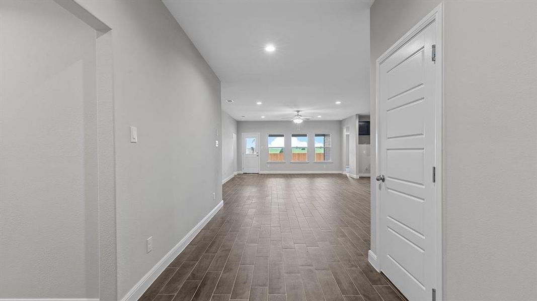 Spacious, unfurnished interior of a new home in Legado, Cleburne (Image 30). Spacious, unfurnished interior of a new home in Legado, Cleburne (Image 30).