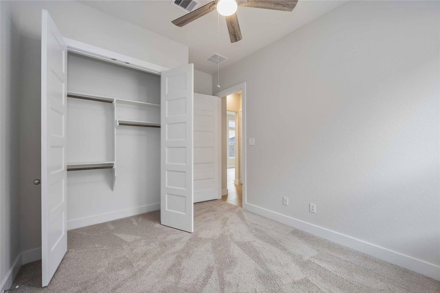 Spacious, unfurnished interior of a new home in Sunterra, Katy (Image 19). Spacious, unfurnished interior of a new home in Sunterra, Katy (Image 19).