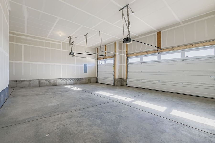 8436 William Downing - Garage