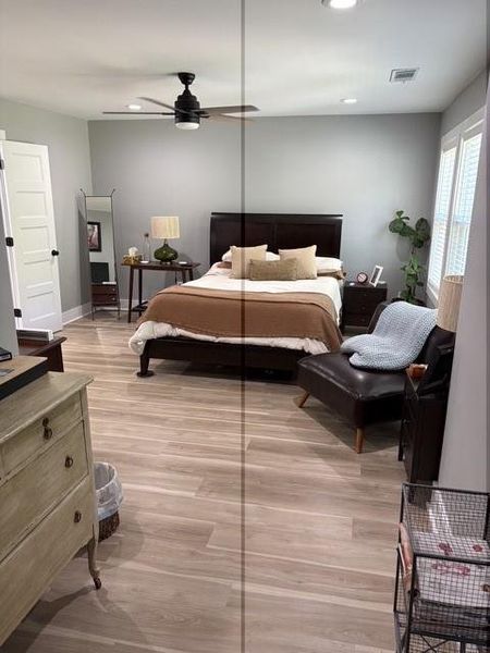 Furnished interior view inside a new home in , Atlanta (Image 28).