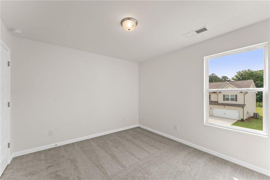 Spacious, unfurnished interior of a new home in Oakhill Estates, Adairsville (Image 20).