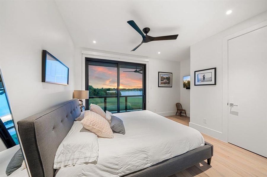 Furnished interior view inside a new home in , Frisco (Image 32).