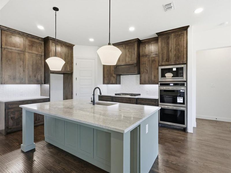 Furnished interior view inside a new home in Silver Sage Farm, Weatherford (Image 12).