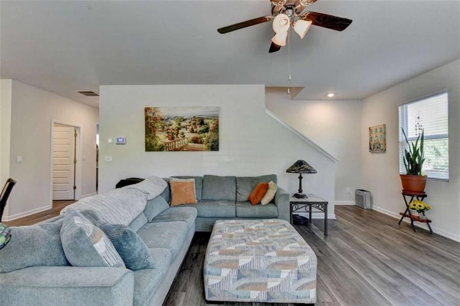 Furnished interior view inside a new home in Twin Lakes, Hoschton (Image 37).