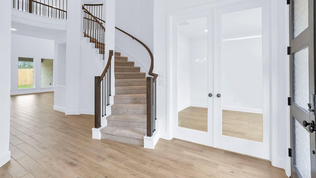 Spacious, unfurnished interior of a new home in Audubon, Magnolia (Image 17). Spacious, unfurnished interior of a new home in Audubon, Magnolia (Image 17).
