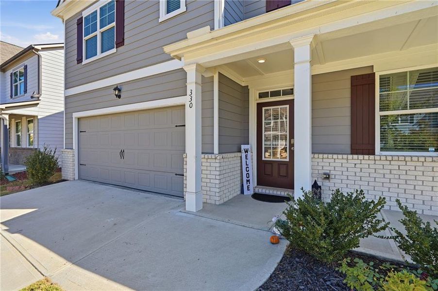 Exterior details and patio area of a home in , Dawsonville (Image 24).