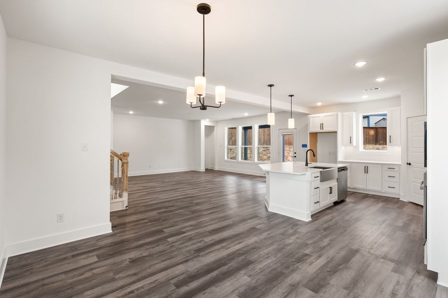 Spacious, unfurnished interior of a new home in Heritage Towne, Midlothian (Image 17). Spacious, unfurnished interior of a new home in Heritage Towne, Midlothian (Image 17).