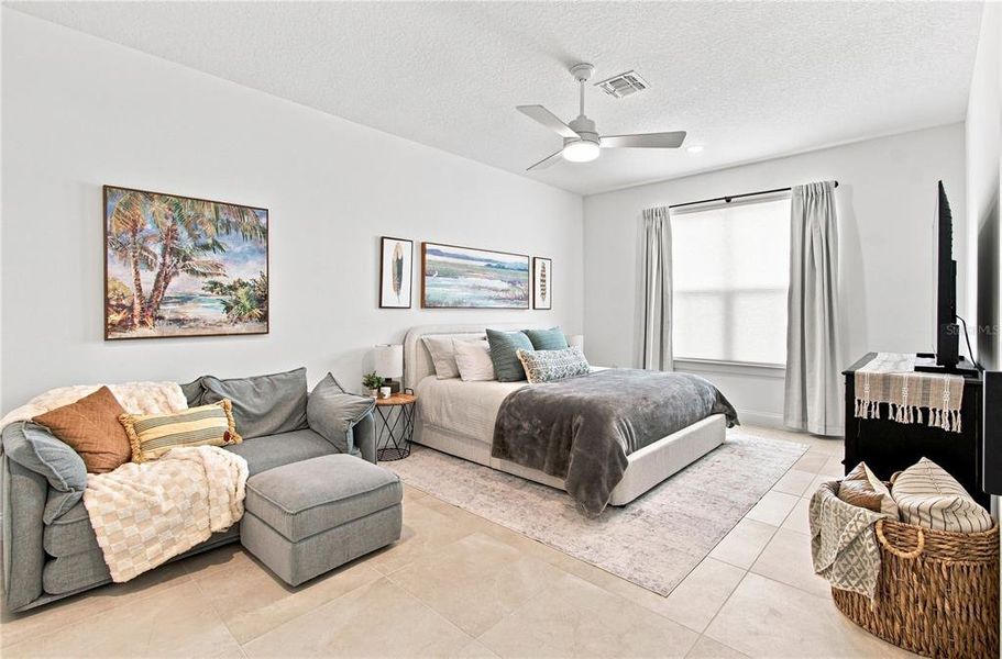 Furnished interior view inside a new home in Horizon Isle, Winter Garden (Image 19). Furnished interior view inside a new home in Horizon Isle, Winter Garden (Image 19).