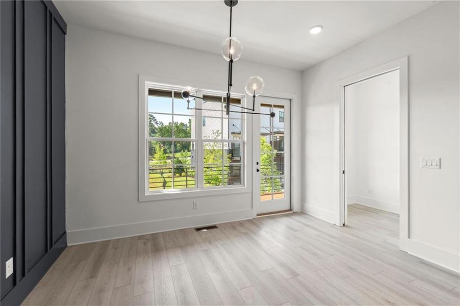 Spacious, unfurnished interior of a new home in The Gathering Alpharetta, Alpharetta (Image 30).