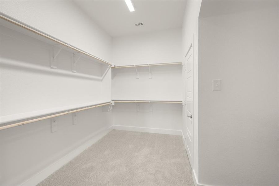 Spacious, unfurnished interior of a new home in The Retreat - Phase 1, Waxahachie (Image 21).