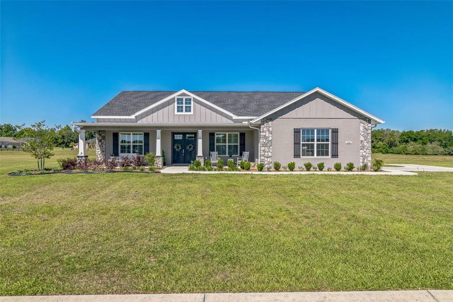 Front exterior of a new home in , Ocala, FL, highlighting curb appeal (Image 16). Front exterior of a new home in , Ocala, FL, highlighting curb appeal (Image 16).