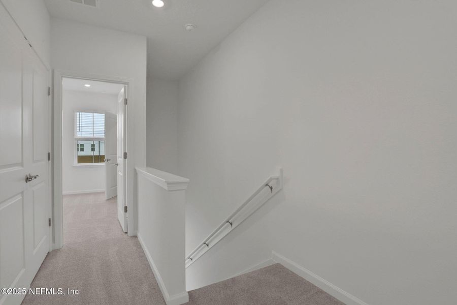 Spacious, unfurnished interior of a new home in Silver Landing at SilverLeaf, St. Augustine (Image 26).