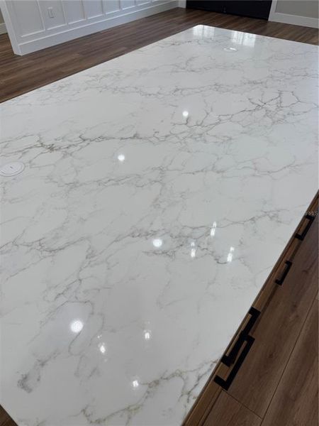 Close-up of interior finishes inside a home in , Chiefland (Image 42).