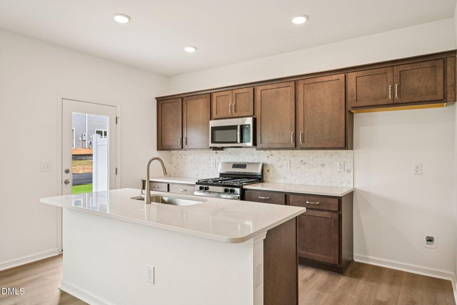 7-web-or-mls-Flagstone Wy-S1110-007