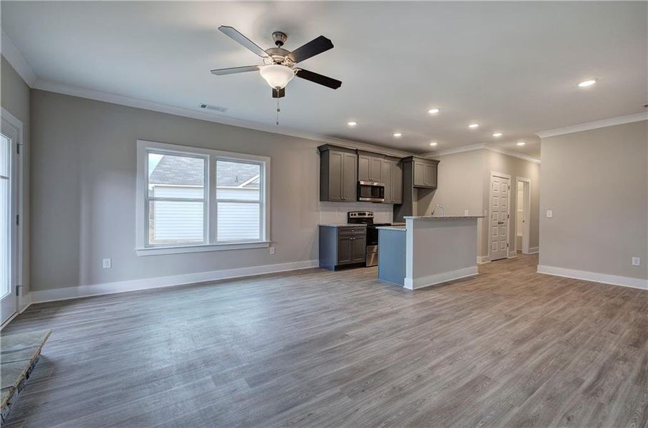 Spacious, unfurnished interior of a new home in , Cartersville (Image 14).