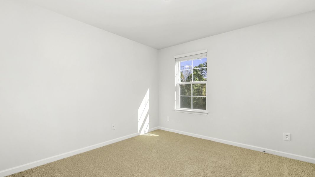 Spacious, unfurnished interior of a new home in Aurora Acres, Snow Camp (Image 15).