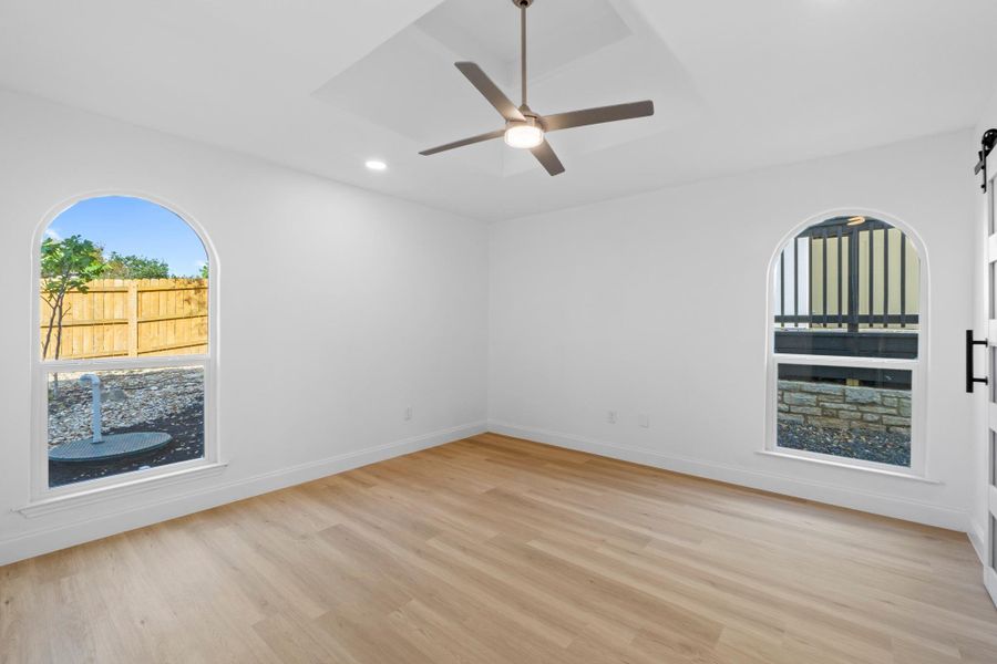 Spacious, unfurnished interior of a new home in , Point Venture (Image 19).