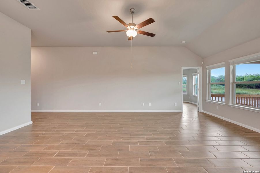 Spacious, unfurnished interior of a new home in Chaparral Ranch, Floresville (Image 20). Spacious, unfurnished interior of a new home in Chaparral Ranch, Floresville (Image 20).