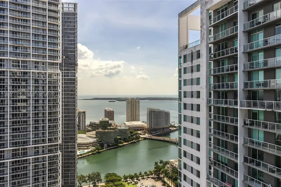 Condo located in Miami, FL showcasing its design and architecture (Image 33). Condo located in Miami, FL showcasing its design and architecture (Image 33).