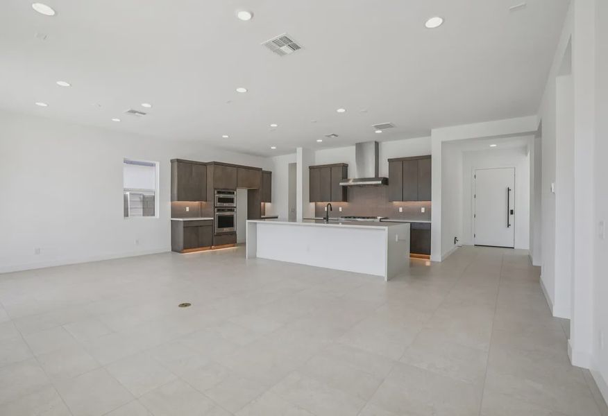 Great Room - 6 of 10