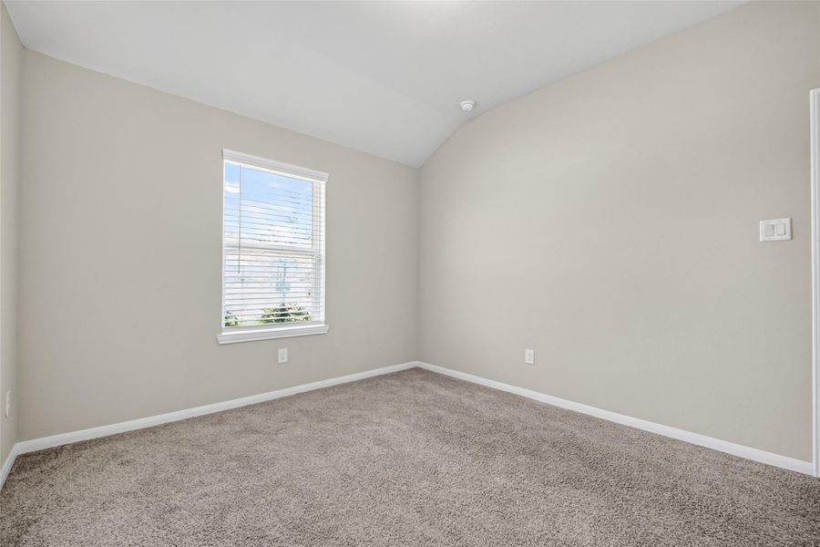 Spacious, unfurnished interior of a new home in , Texas City (Image 22).