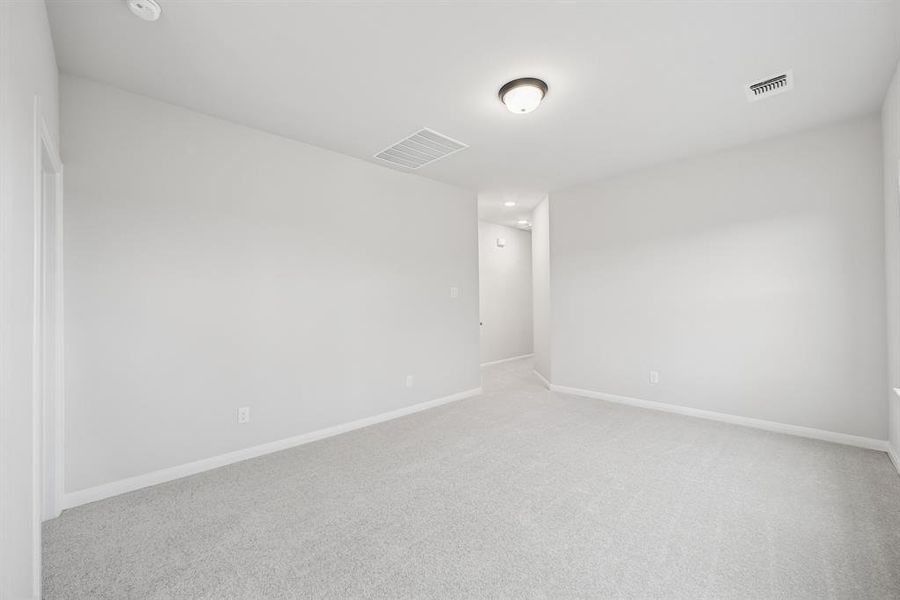 Spacious, unfurnished interior of a new home in Karis - Cottage Series, Crowley (Image 26).