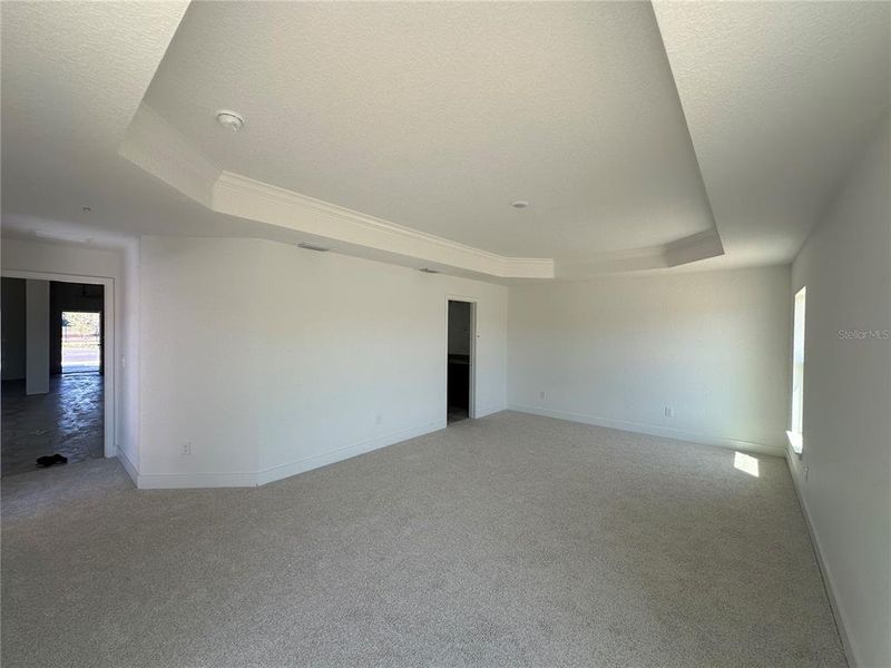 Spacious, unfurnished interior of a new home in Densan Park, Oxford (Image 16).