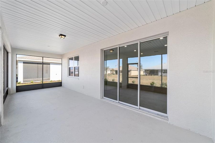 Exterior details and patio area of a home in , Ocala (Image 4). Exterior details and patio area of a home in , Ocala (Image 4).