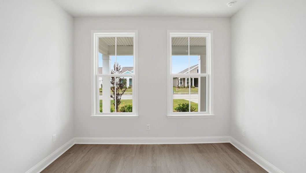 Spacious, unfurnished interior of a new home in Sun City Hilton Head, Bluffton (Image 23).
