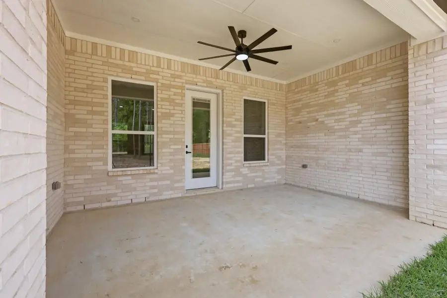 Exterior details and patio area of a home in , Dayton (Image 4).