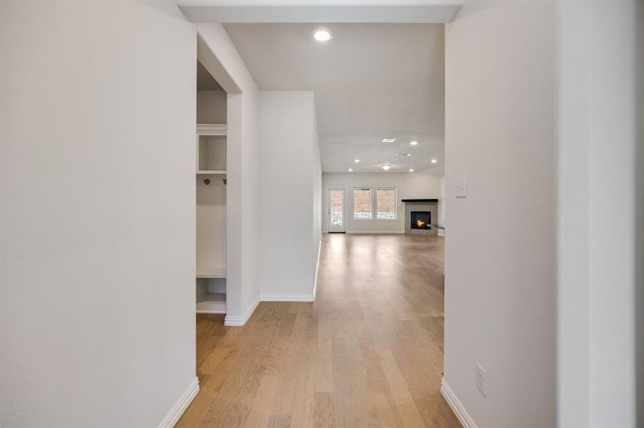 Spacious, unfurnished interior of a new home in , Princeton (Image 25).