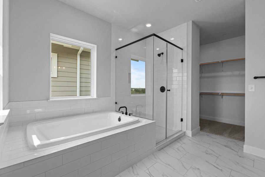 Owner's Bathroom Owner's Bathroom