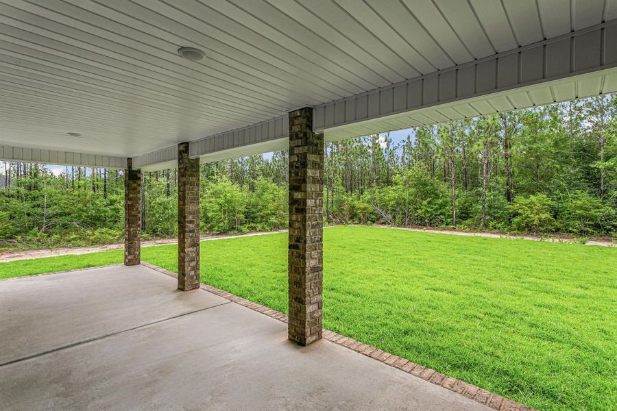 Representative exterior details of a home built from the The Sapphire Estate by Herbst Homes in Walther Reserve, Milton (Image 18).