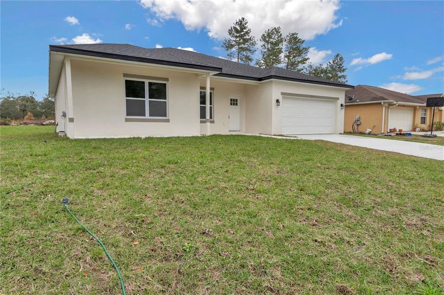 Exterior details and patio area of a home in , Ocala (Image 28). Exterior details and patio area of a home in , Ocala (Image 28).