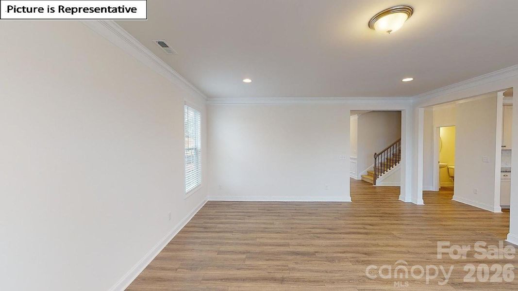 Spacious, unfurnished interior of a new home in Sylvan Creek, Denver (Image 19).
