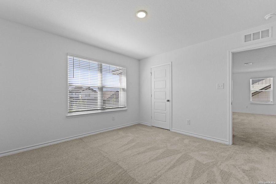Spacious, unfurnished interior of a new home in Corley Farms, Boerne (Image 44). Spacious, unfurnished interior of a new home in Corley Farms, Boerne (Image 44).