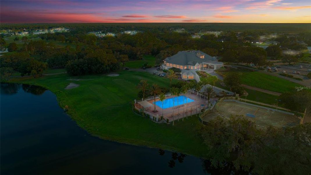 Community amenities in , Weeki Wachee (Image 54).