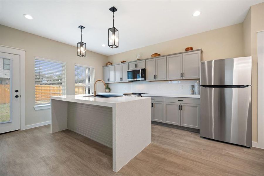 Furnished interior view inside a new home in , Dallas (Image 13).