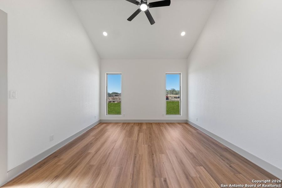 Spacious, unfurnished interior of a new home in , Poteet (Image 35).