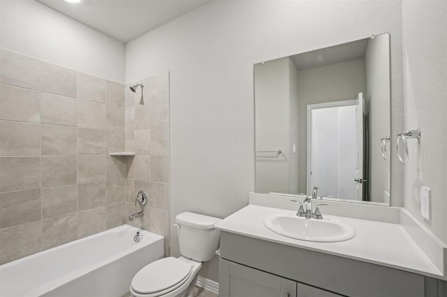 Image 34 of a home in Eastridge - Spring Series. Image 34 of a home in Eastridge - Spring Series.