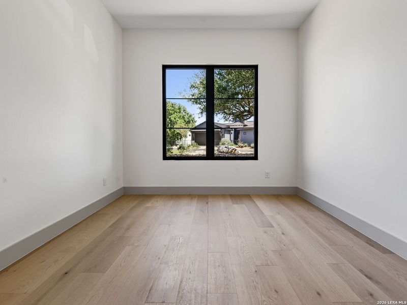 Spacious, unfurnished interior of a new home in , Boerne (Image 20).